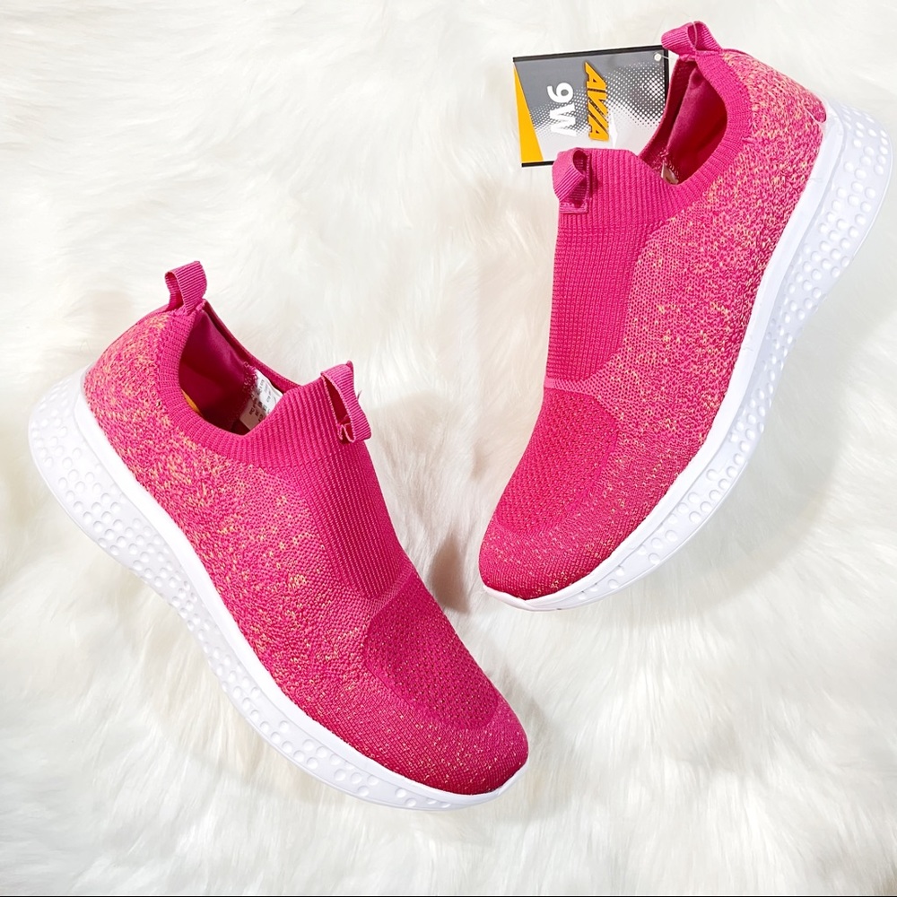 NWT Avia Memory Foam Fushia Sneakers